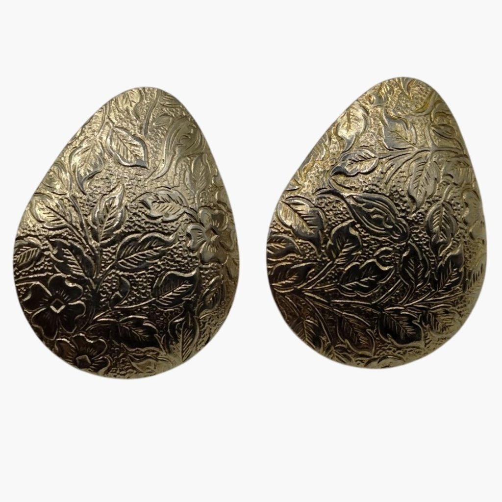 Textured Gold Tone Teardrop Earrings Vintage Style Floral Pattern Pierced Posts 15$